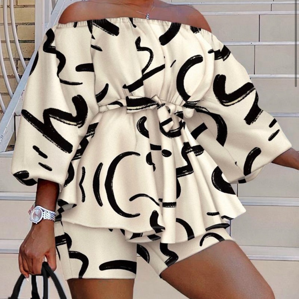 Abstract Print Off Shoulder Belted Top & Shorts Set